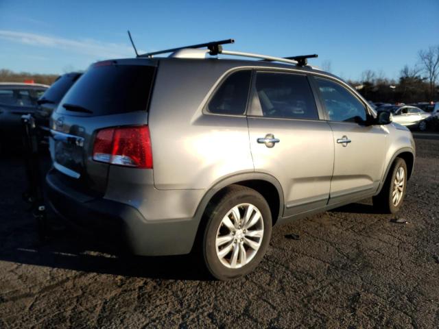 Photo 3 from auction – 2011 KIA SORENTO BA with VIN 5XYKTDA29BG160978