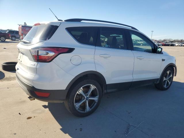 Photo 3 from auction – 2017 FORD ESCAPE SE with VIN 1FMCU0G91HUE36913