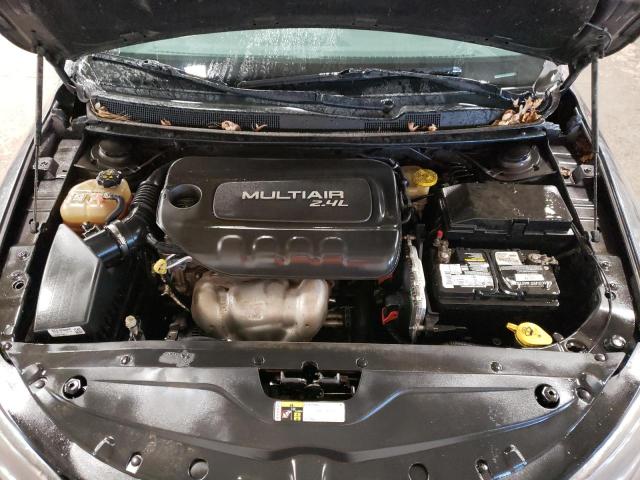 Photo 11 from auction – 2015 CHRYSLER 200 LIMITE with VIN 1C3CCCAB0FN720114