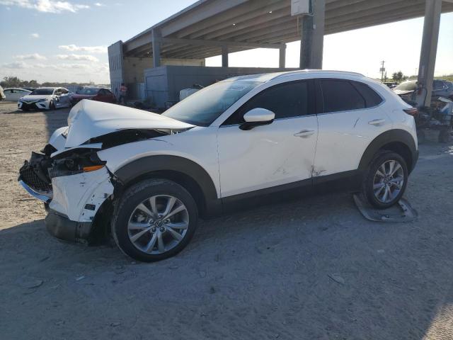 MAZDA CX-30 PREF 2023 z numerem VIN 3MVDMBCM5PM562739 - Zdjęcie z aukcji