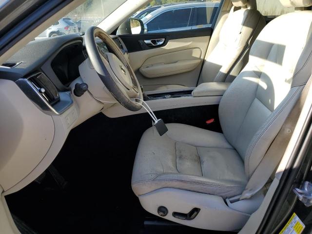 Photo 7 from auction – 2018 VOLVO XC60 T5 with VIN LYV102RK0JB087441