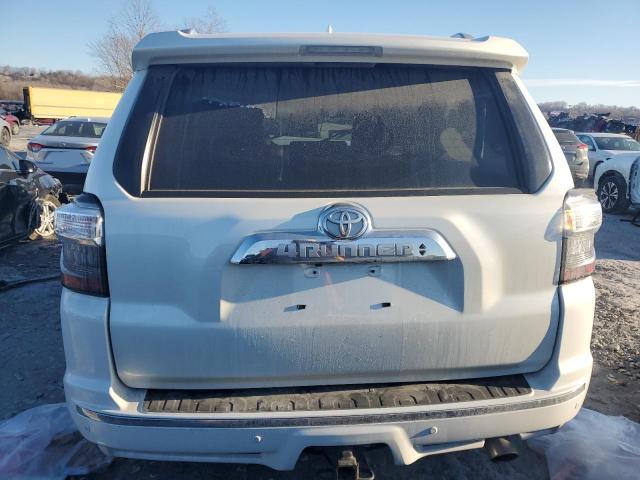 Photo 6 from auction – 2018 TOYOTA 4RUNNER SR with VIN JTEBU5JR2J5484731