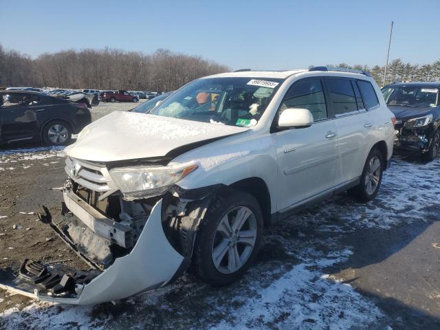 TOYOTA HIGHLANDER 2013 with VIN 5TDDK3EH4DS274168 - Photo from auction