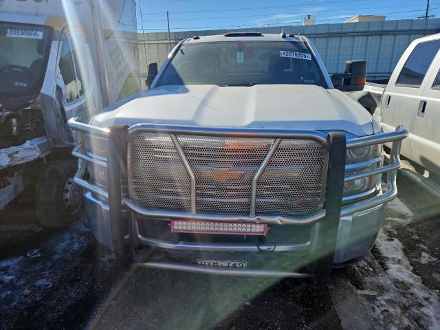 Photo 5 from auction – 2016 CHEVROLET SILVERADO with VIN 1GC4KYC8XGF138325