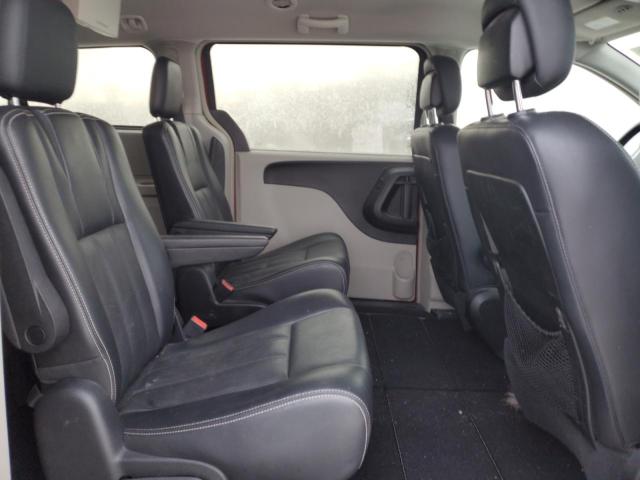 Photo 11 from auction – 2012 CHRYSLER TOWN & COU with VIN 2C4RC1BG5CR189270