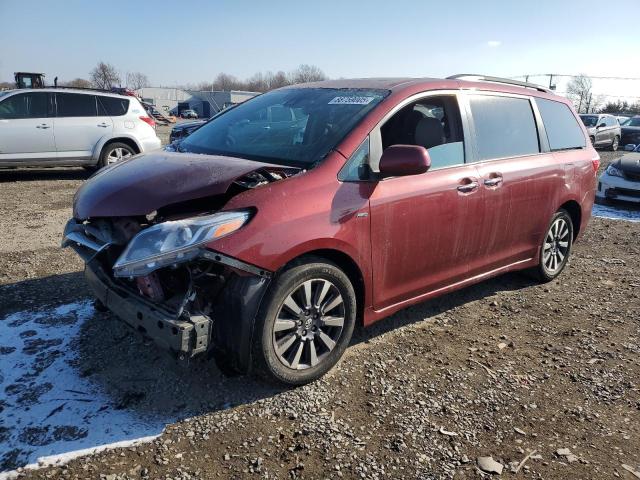 TOYOTA SIENNA XLE 2018 with VIN 5TDDZ3DC5JS190227 - Photo from auction