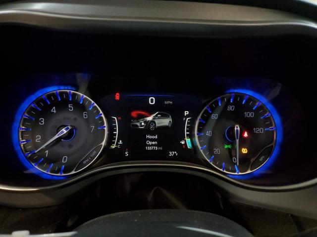 Photo 9 from auction – 2018 CHRYSLER PACIFICA T with VIN 2C4RC1EG0JR168206
