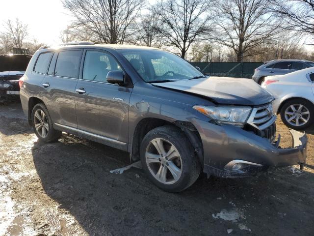 Photo 4 from auction – 2013 TOYOTA HIGHLANDER with VIN 5TDDK3EHXDS200768