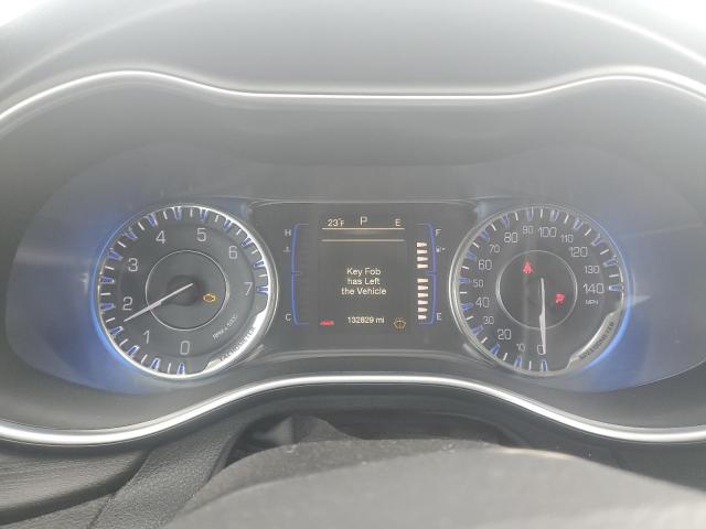 Photo 9 from auction – 2016 CHRYSLER 200 LIMITE with VIN 1C3CCCABXGN104602