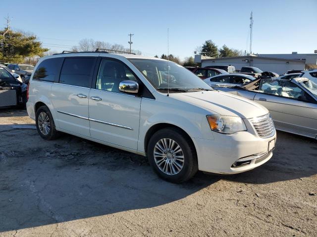 Photo 4 from auction – 2013 CHRYSLER TOWN & COU with VIN 2C4RC1CG3DR684745
