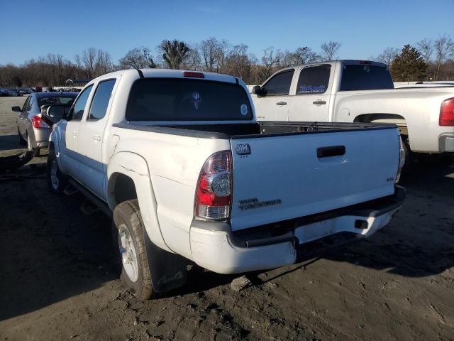 Foto 2 de la subasta – 2015 TOYOTA TACOMA DOU con VIN 5TFLU4EN1FX123724