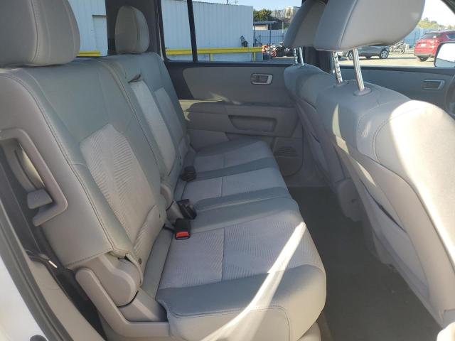 Photo 11 from auction – 2015 HONDA PILOT LX with VIN 5FNYF3H2XFB022364