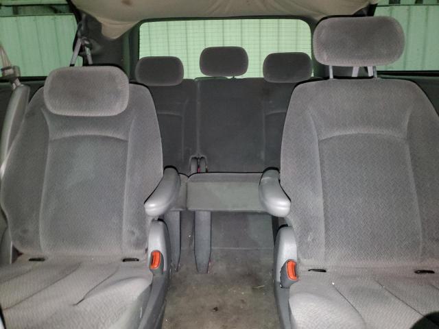 Photo 10 from auction – 2005 CHRYSLER TOWN & COU with VIN 2C8GP54L95R460281