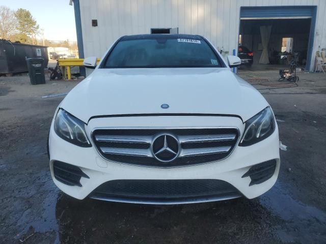 Photo 5 from auction – 2017 MERCEDES-BENZ E 300 with VIN WDDZF4JB7HA067140