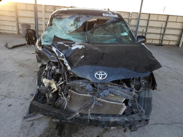 Photo 5 from auction – 2015 TOYOTA SIENNA XLE with VIN 5TDYK3DC2FS556691