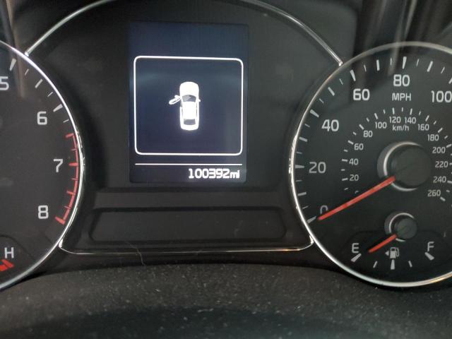 Zdjęcie 9 z aukcji – 2017 KIA FORTE LX z VIN 3KPFL4A77HE078735
