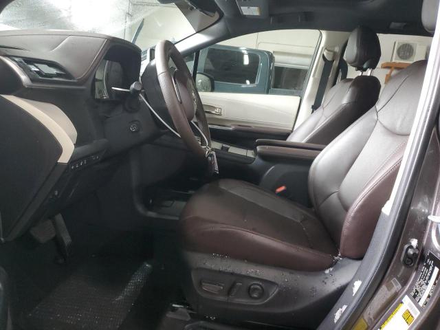 Photo 7 from auction – 2024 TOYOTA SIENNA LIM with VIN 5TDERKEC7RS199200