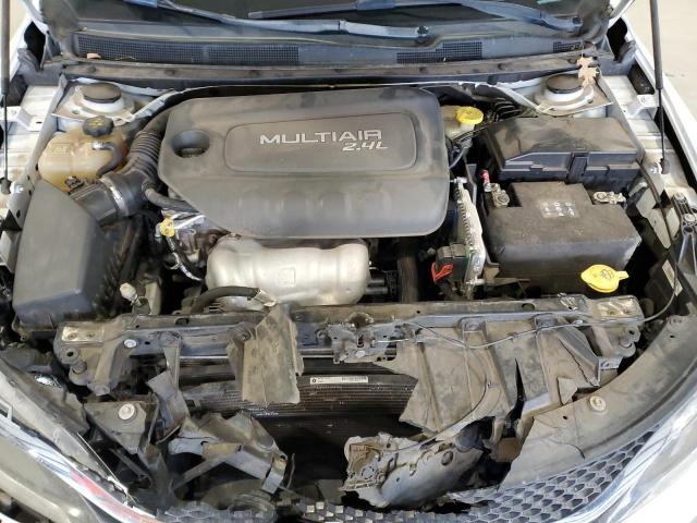 Photo 11 from auction – 2016 CHRYSLER 200 LIMITE with VIN 1C3CCCAB4GN133142