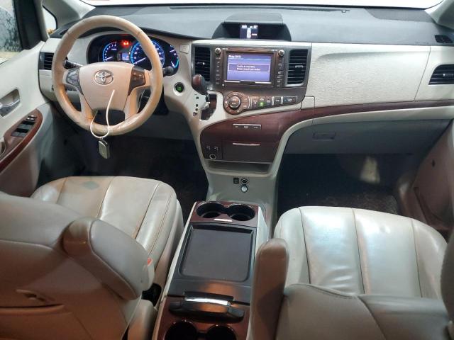 Photo 8 from auction – 2011 TOYOTA SIENNA XLE with VIN 5TDDK3DC8BS026315