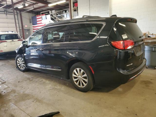 Photo 2 from auction – 2017 CHRYSLER PACIFICA T with VIN 2C4RC1BG7HR759728