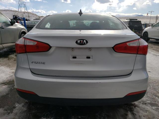 Photo 6 from auction – 2015 KIA FORTE LX with VIN KNAFX4A65F5381806