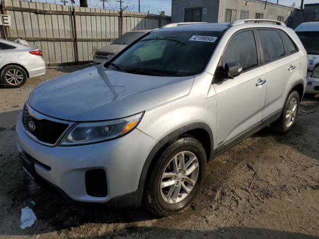 KIA SORENTO LX 2015 with VIN 5XYKTDA75FG602754 - Photo from auction
