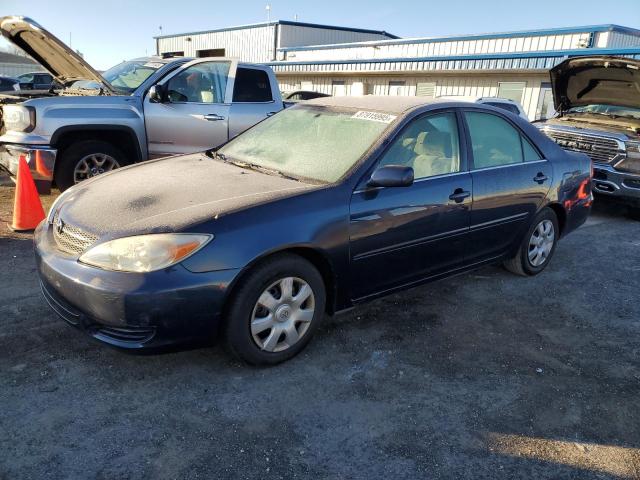 TOYOTA CAMRY LE 2002 with VIN 4T1BE32KX2U525293 - Photo from auction