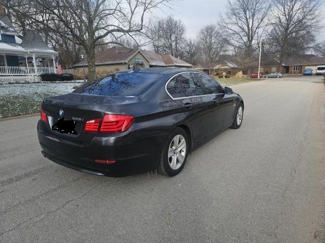 Photo 4 from auction – 2011 BMW 528 I with VIN WBAFR1C51BC747098