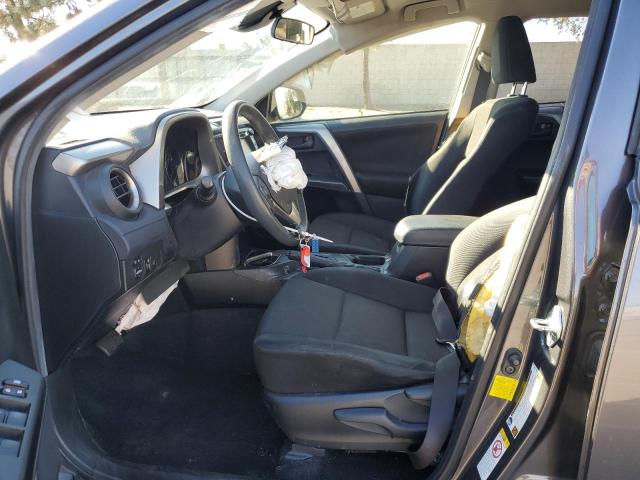 Photo 7 from auction – 2017 TOYOTA RAV4 LE with VIN JTMZFREV0HJ701917