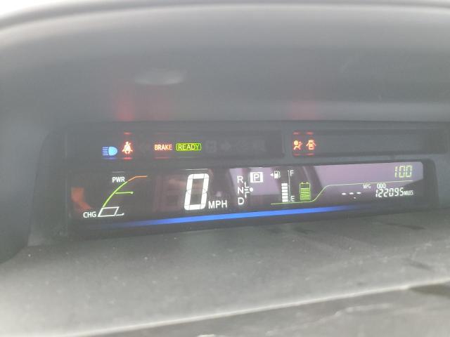 Photo 9 from auction – 2014 TOYOTA PRIUS V with VIN JTDZN3EU8E3324048