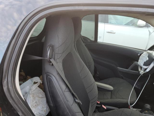 Photo 10 from auction – 2015 SMART FORTWO PUR with VIN WMEEJ3BA4FK813074