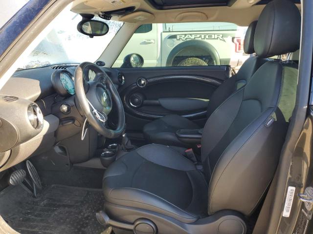 Photo 7 from auction – 2011 MINI COOPER S C with VIN WMWZG3C56BTY37118