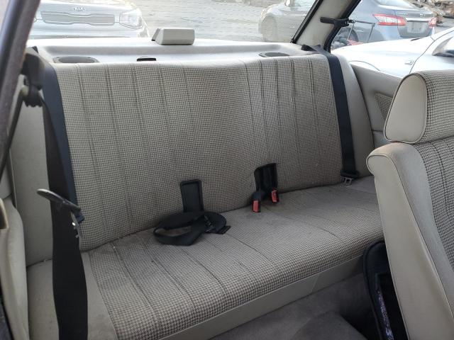 Photo 10 from auction – 1987 BMW 325 BASE with VIN WBAAB5408H9807117