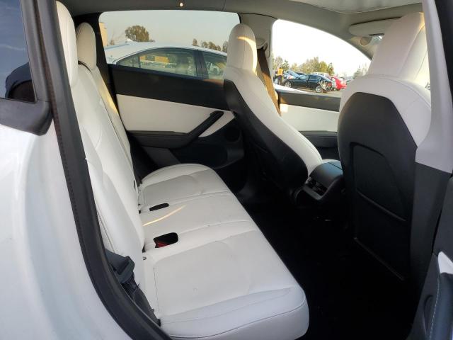 Photo 11 from auction – 2022 TESLA MODEL Y with VIN 7SAYGDEE7NF359254