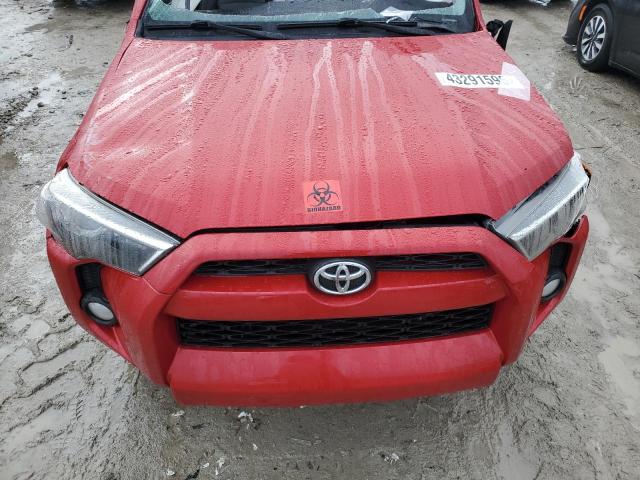 Photo 12 from auction – 2018 TOYOTA 4RUNNER SR with VIN JTEBU5JR8J5573591
