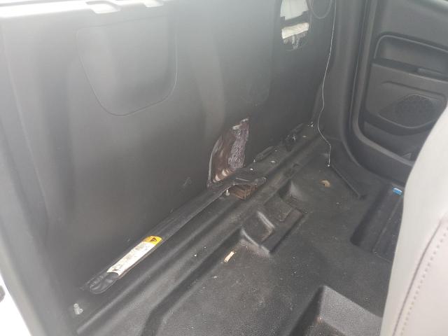 Photo 10 from auction – 2018 CHEVROLET COLORADO with VIN 1GCHSBEA3J1139884