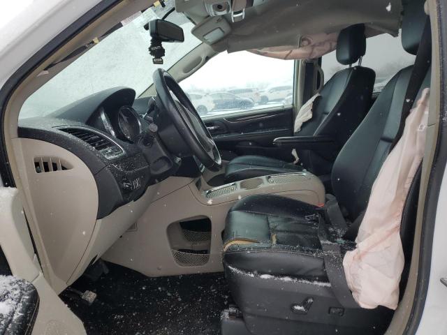 Photo 7 from auction – 2015 CHRYSLER TOWN & COU with VIN 2C4RC1CG6FR697038