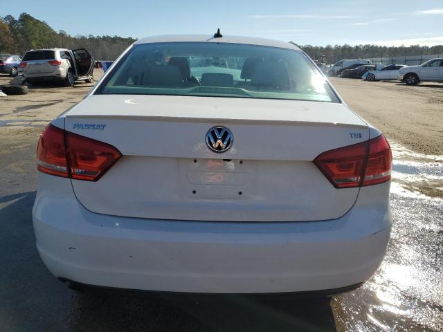 Photo 6 from auction – 2015 VOLKSWAGEN PASSAT S with VIN 1VWAT7A32FC107665
