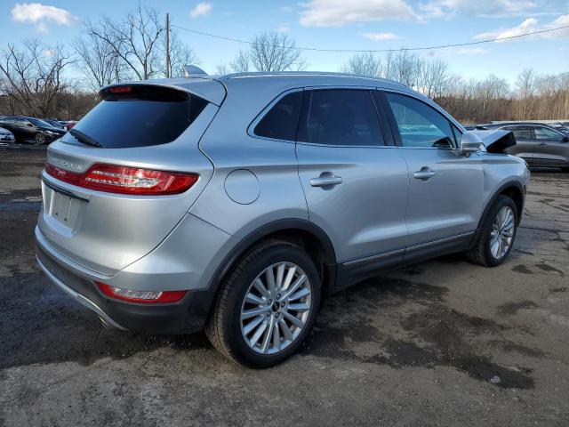 Снимка 3 от търг – 2019 LINCOLN MKC с VIN 5LMCJ1D92KUL07618