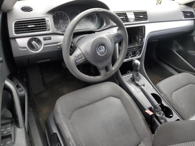 Photo 8 from auction – 2013 VOLKSWAGEN PASSAT S with VIN 1VWAP7A33DC004417