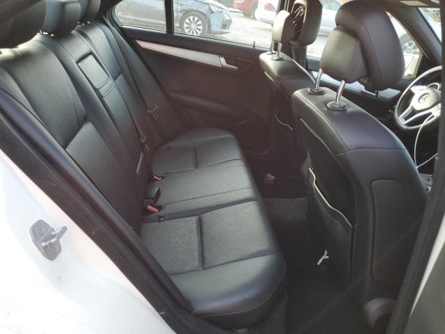 Photo 10 from auction – 2012 MERCEDES-BENZ C 250 with VIN WDDGF4HB2CA602851