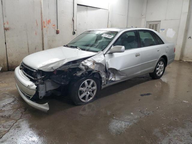 TOYOTA AVALON XL 2003 with VIN 4T1BF28B73U304590 - Photo from auction