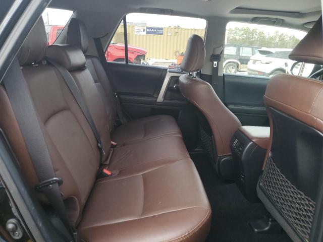Photo 11 from auction – 2018 TOYOTA 4RUNNER SR with VIN JTEBU5JR4J5487646