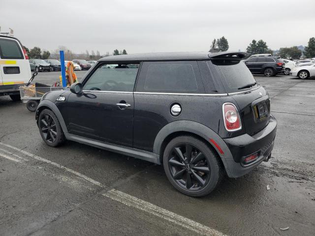 Photo 2 from auction – 2011 MINI COOPER S with VIN WMWSV3C59BTY13340