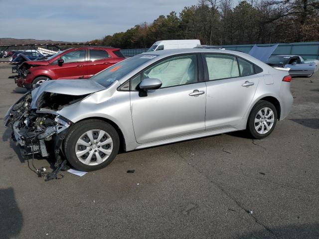 TOYOTA COROLLA LE 2022 with VIN JTDEPMAE8NJ211693 - Photo from auction