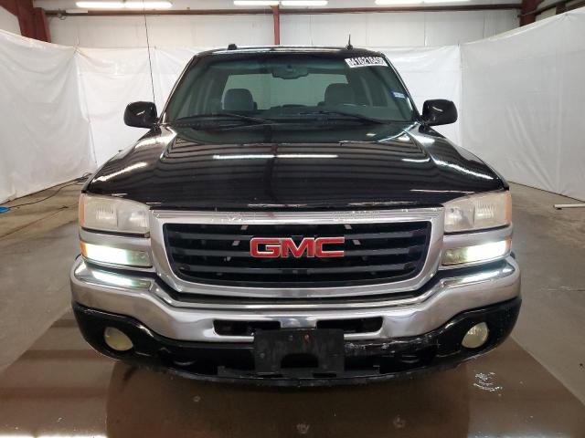 Photo 5 from auction – 2005 GMC NEW SIERRA with VIN 2GTEC13T051233526