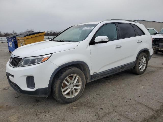 Photo 1 from auction – 2015 KIA SORENTO LX with VIN 5XYKTDA77FG650952