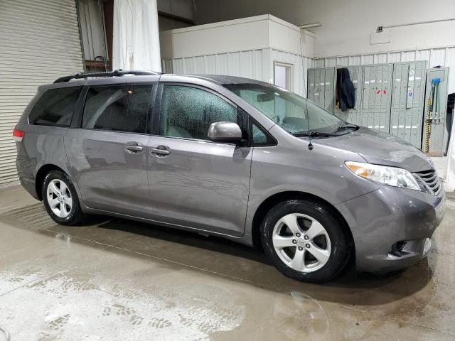 Photo 4 from auction – 2014 TOYOTA SIENNA LE with VIN 5TDKK3DCXES481730