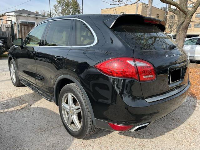 Photo 3 from auction – 2012 PORSCHE CAYENNE S with VIN WP1AB2A25CLA49089