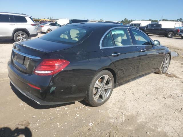 Photo 3 from auction – 2018 MERCEDES-BENZ E 300 with VIN WDDZF4JB9JA473054